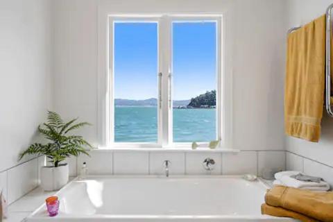 Seaglass Cottage Lower Hutt Eksteriør billede